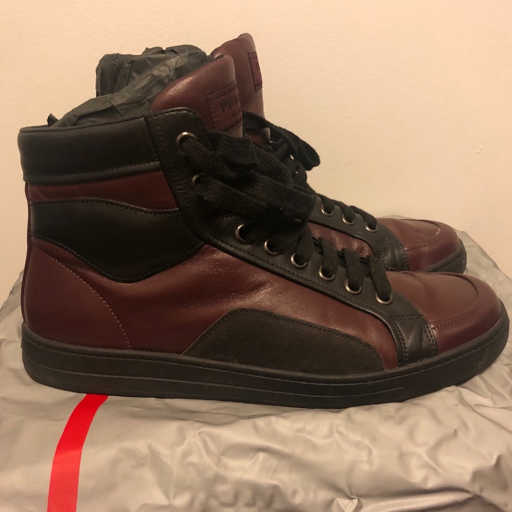 Prada Men’s Leather High Top Sneaker Sz9/10w box